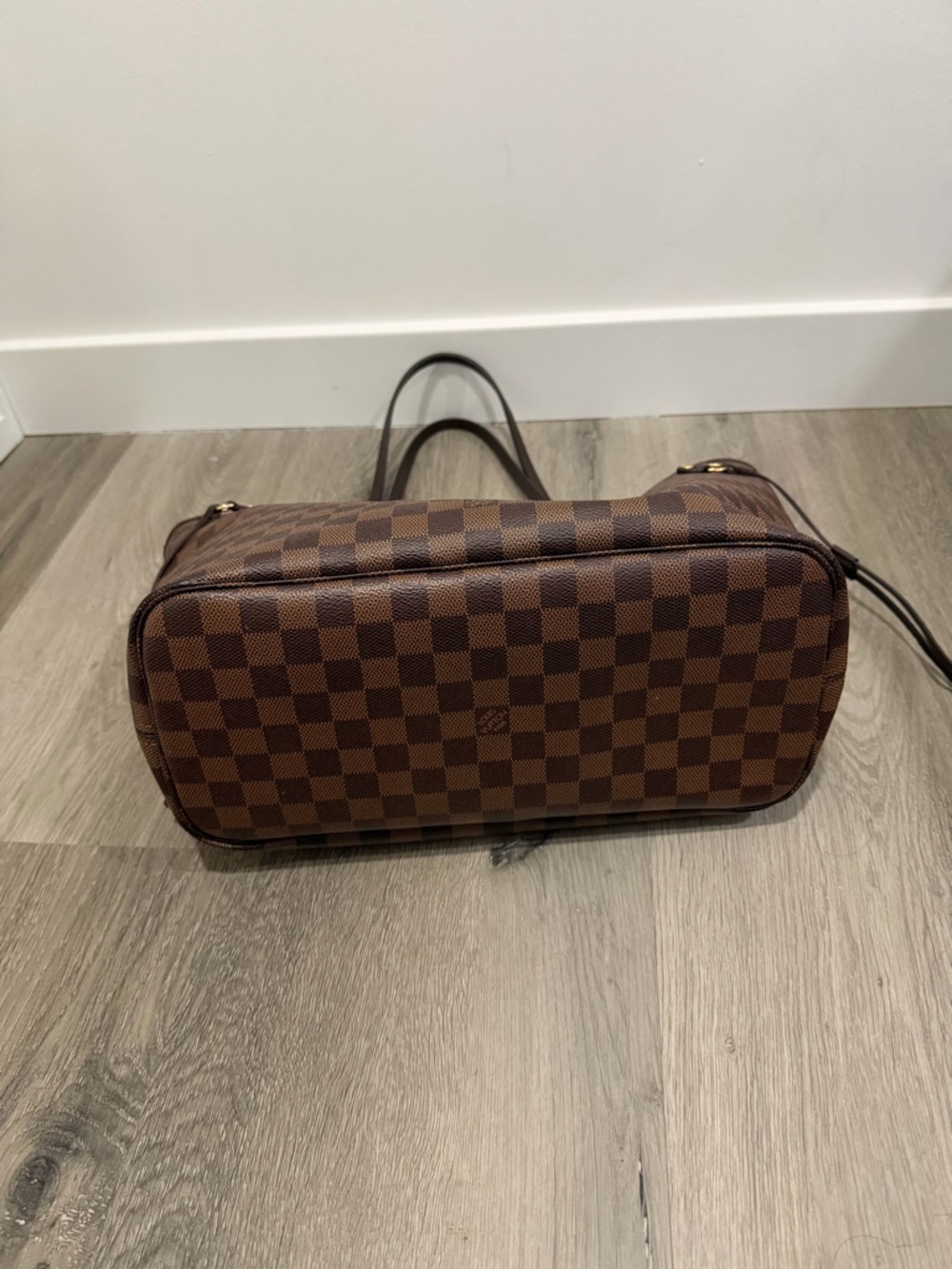 Louis Vuitton neverfull mm purse - Picture 5 of 12